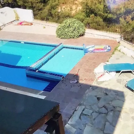 Madeline Villa